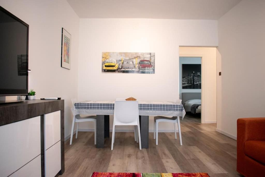 10Min From Center, 3 Bedroom Apartment With Balcony Trento Exterior foto
