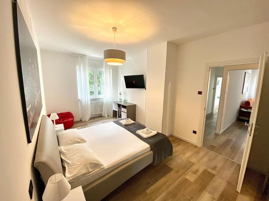10Min From Center, 3 Bedroom Apartment With Balcony Trento Exterior foto